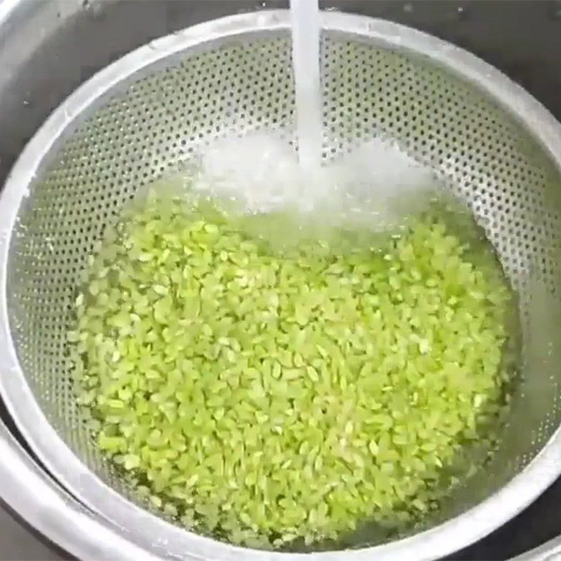 Step 1 Prepare the ingredients for coconut milk green bean porridge