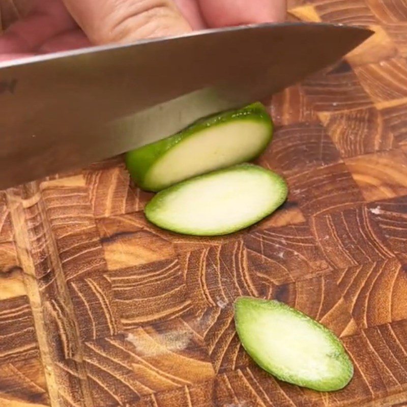 Step 1 Prepare the ingredients for Young Green Mango Salad with Dried Beef (Recipe shared from Tiktok Cooking with TasteVN)