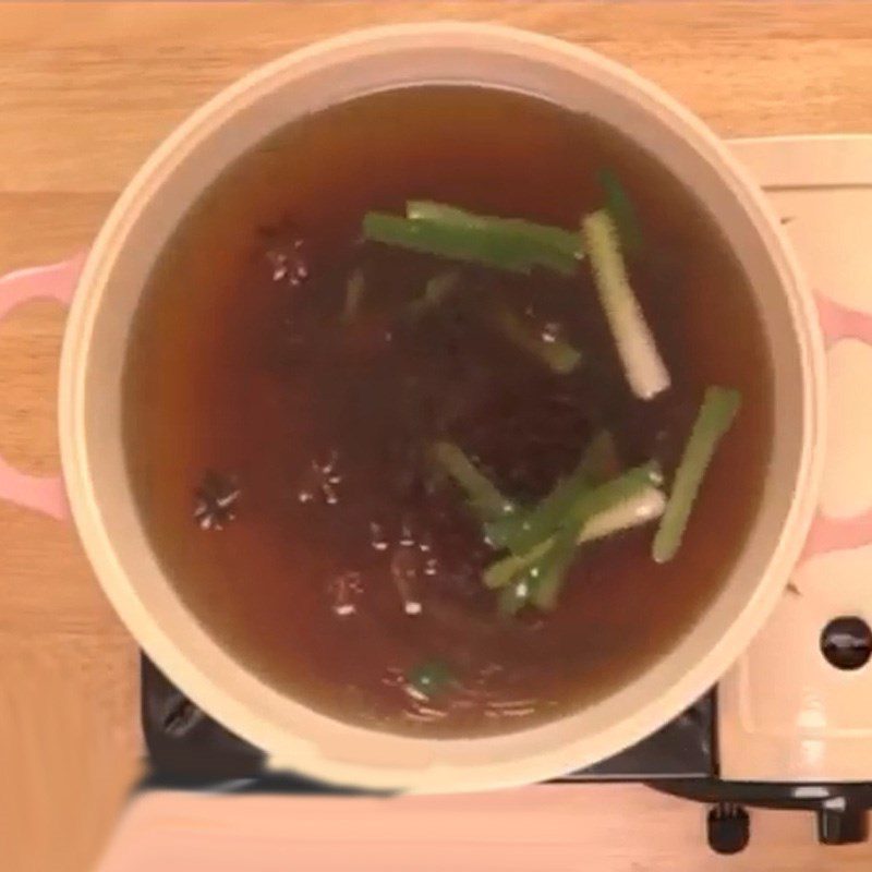 Step 3 Prepare the boiling water How to boil beef shank