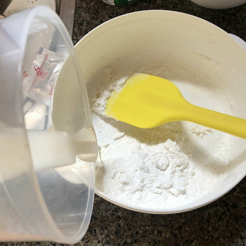 Step 1 Prepare the milk steamed bun dough Blue Butterfly Pea Flower Steamed Buns without filling