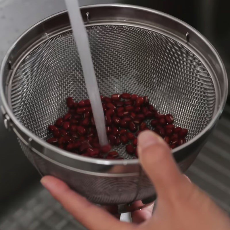 Step 1 Prepare and simmer the beans for Japanese Red Bean Rice