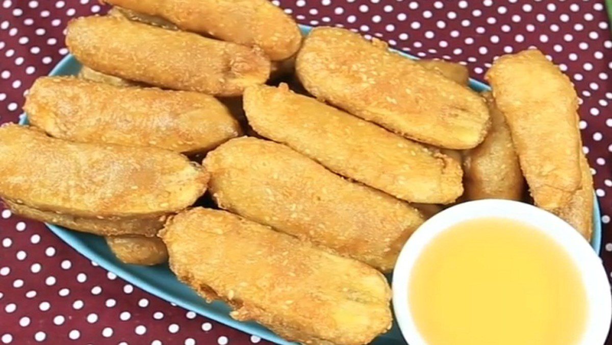 Thai-style crispy banana fritters