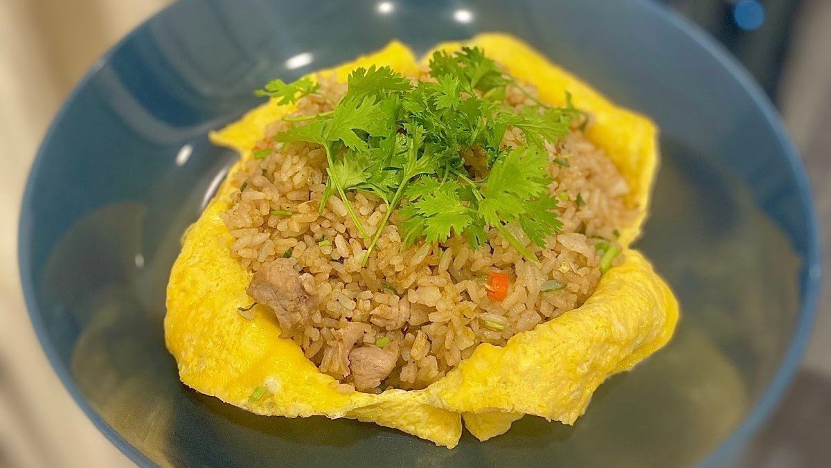 Thai-style Fried Rice with Shrimp Paste (recipe shared by a user)