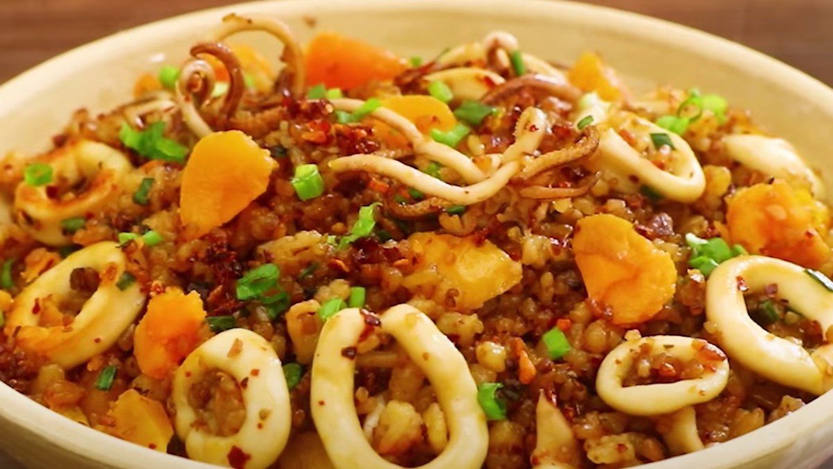 Fried rice with salted egg squid