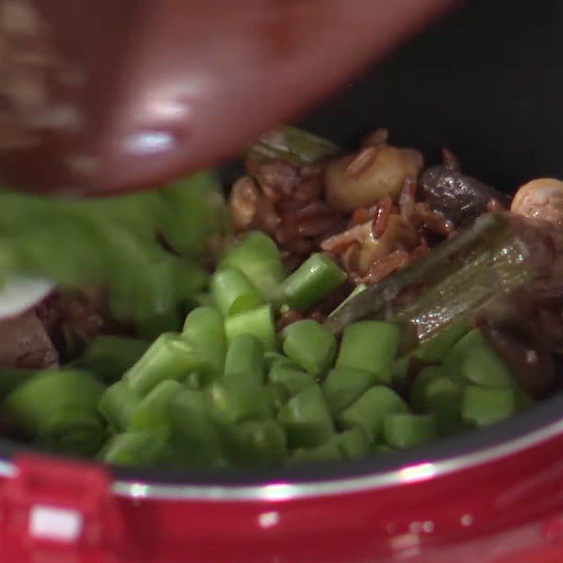 Step 4 Cooking rice Brown rice with lotus seeds