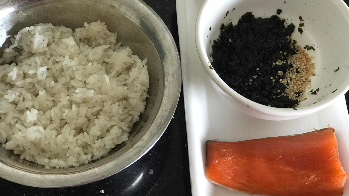 Ingredients for Japanese salmon rice balls