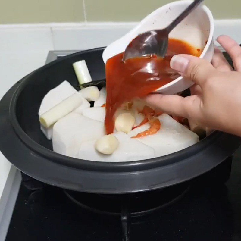 Step 3 Stewed Radish Korean Style