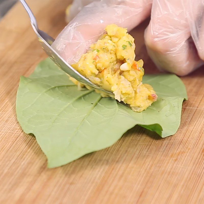 Step 3 Rolling the fish cake Grilled fish cake in betel leaf