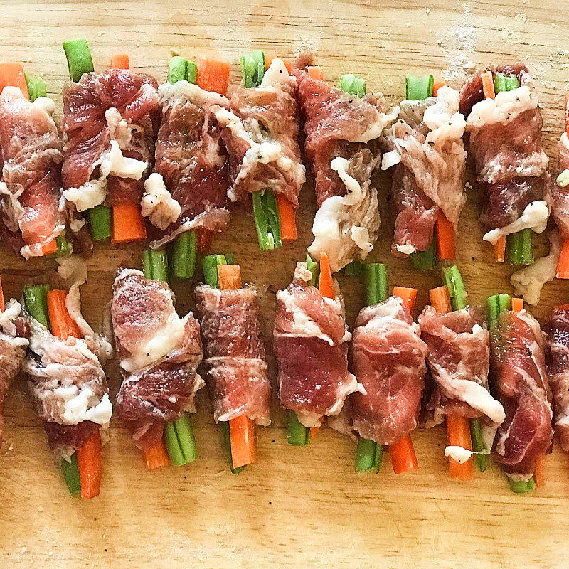 Step 3 Roll and grill the meat Grilled vegetable rolls