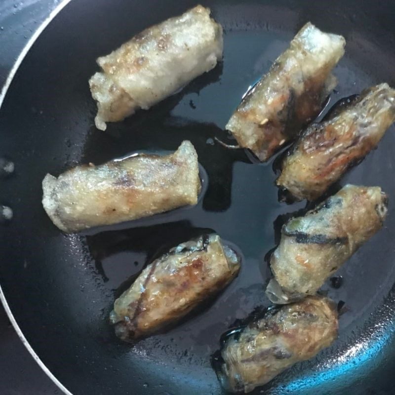 Step 3 Roll and Fry the Spring Rolls Sweet Potato Pork Spring Rolls