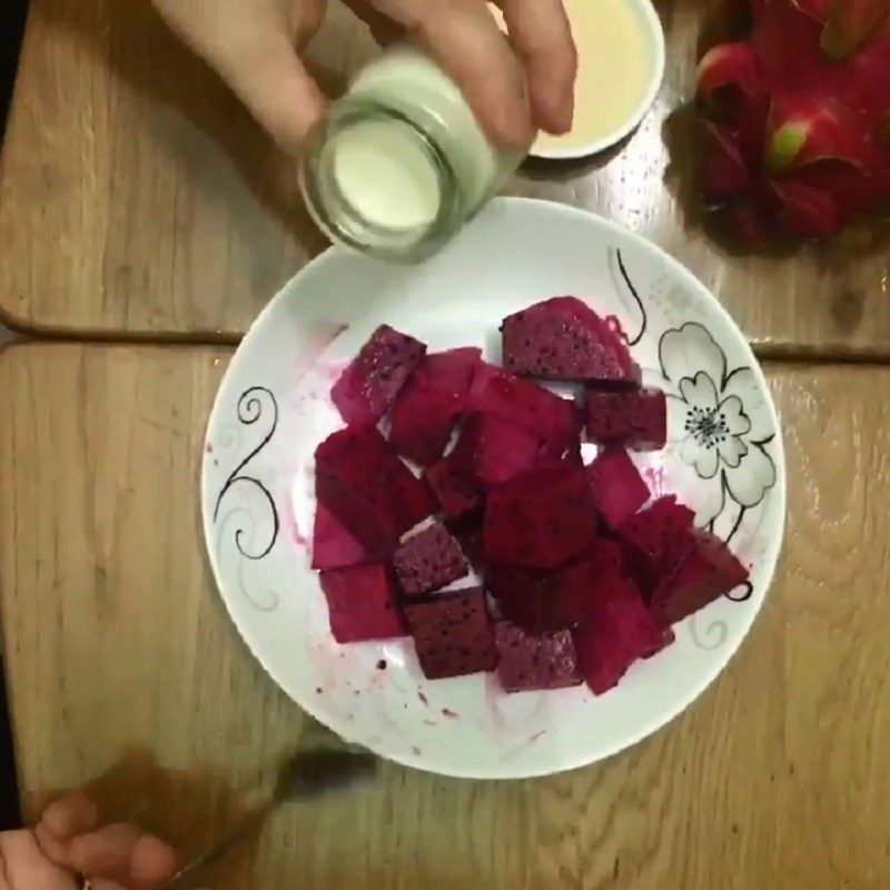 Step 2 Mash the dragon fruit Dragon fruit with yogurt