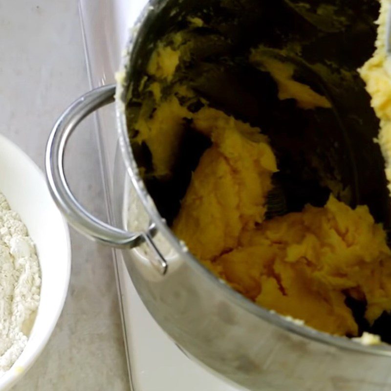 Step 1 Whipping the butter for Spiral Cookies without Eggs