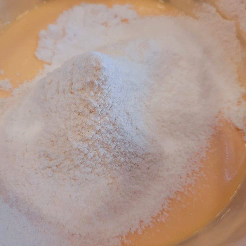 Step 1 Beat the egg yolk mixture for Japanese Cheesecake