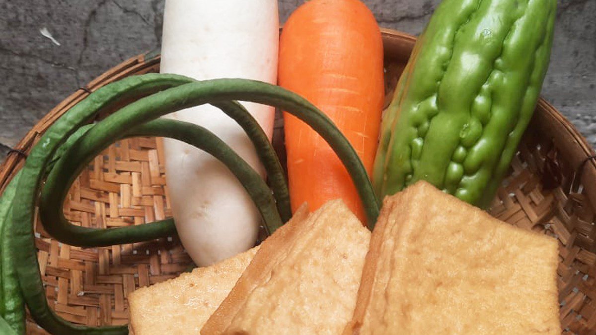 Ingredients for braised tofu with vegetables