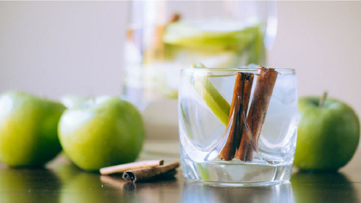 Apple Cinnamon Detox