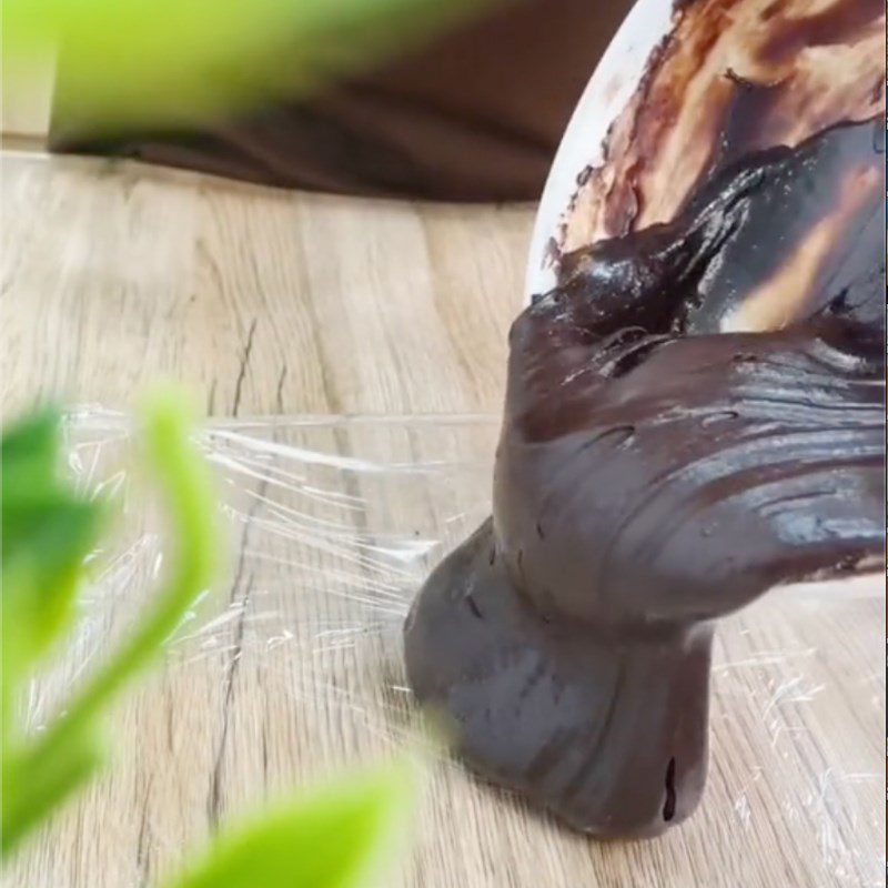 Step 3 Pour into mold for Chocolate Truffles