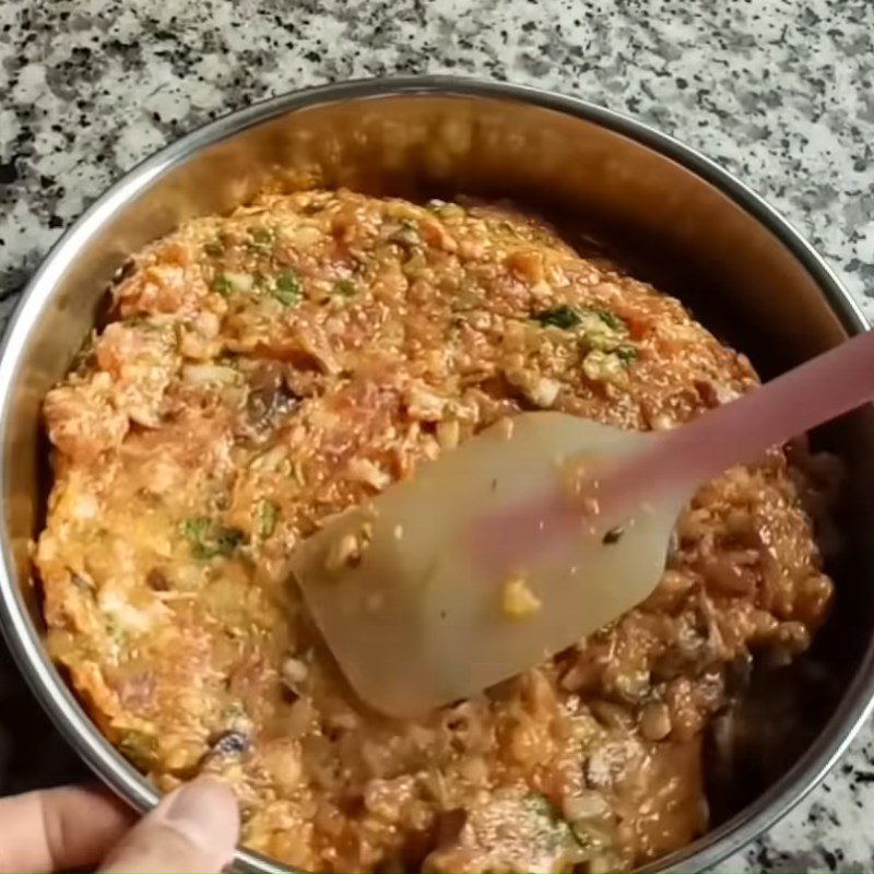 Step 3 Pour into the mold to make the cake Salted egg cake