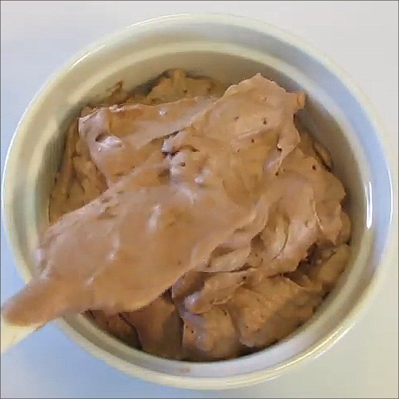 Step 4 Pouring into molds and freezing Almond chocolate ice cream from cocoa powder