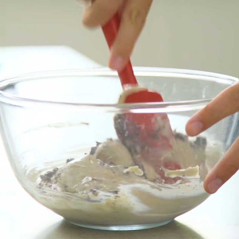 Step 3 Pour into mold and freeze Chocolate banana ice cream