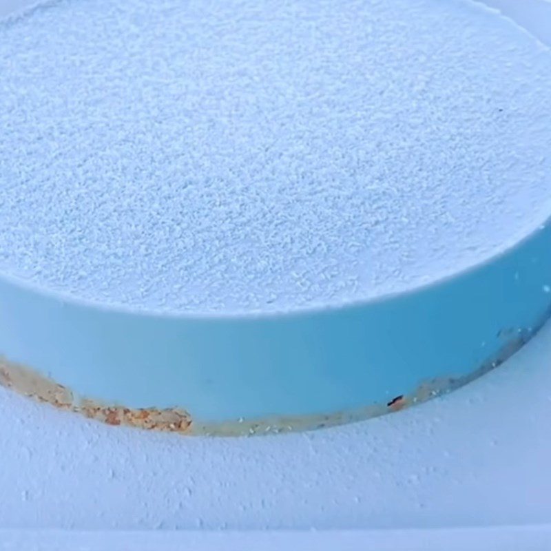 Step 3 Pour into mold and chill Butterfly pea flower mousse cake