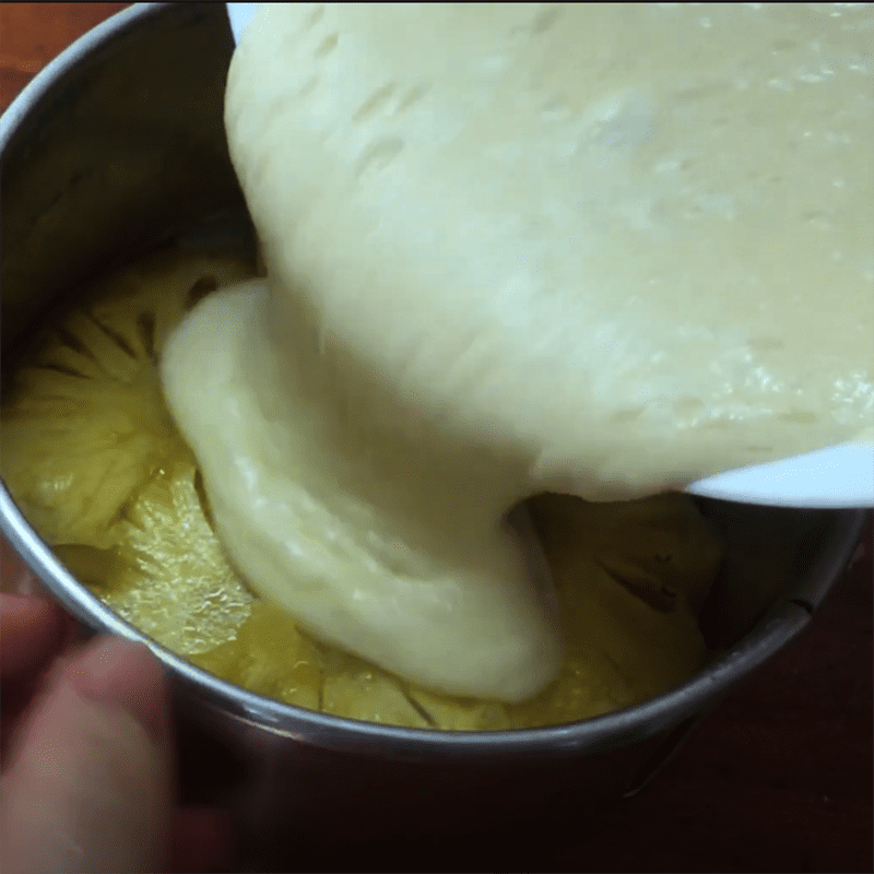 Step 6 Pour into the mold and bake the cake Pineapple sponge cake