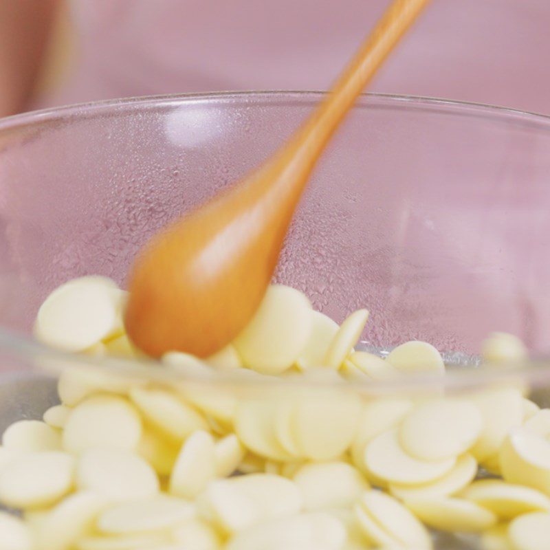 Step 1 Melt the chocolate Fruit Chocolate Bark