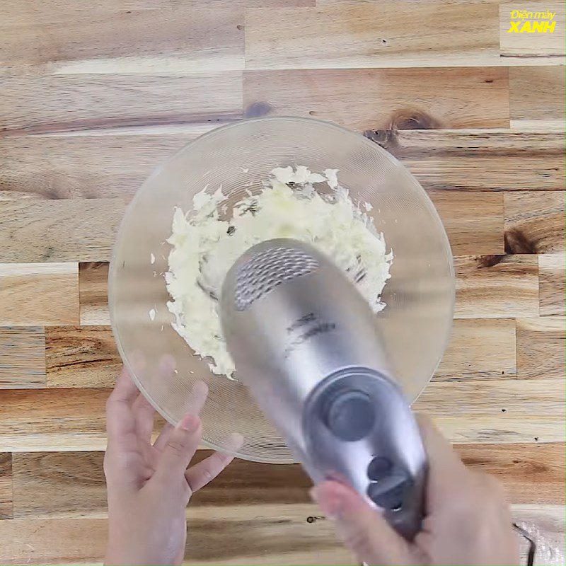 Step 1 Melting the chocolate Chocolate Truffle