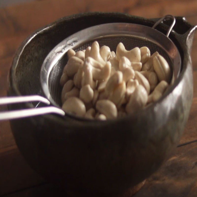 Step 2 Boil cashew nuts for Plum Ice Cream without whipping cream