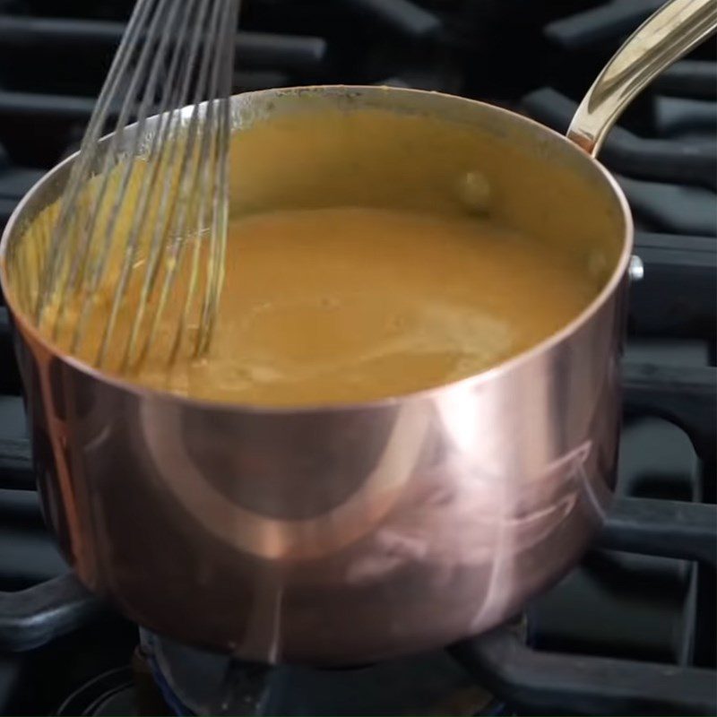 Step 5 Heating the pumpkin mixture Pumpkin pie