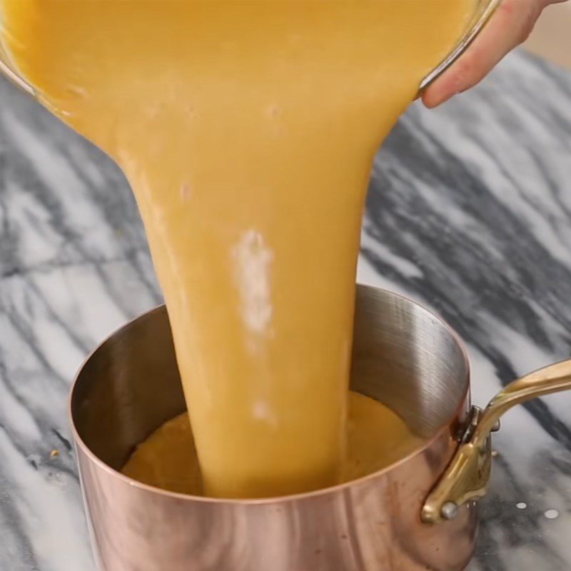 Step 5 Heating the pumpkin mixture Pumpkin pie