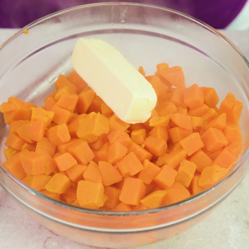 Step 2 Mash the potatoes Sweet potato mashed with cinnamon and honey