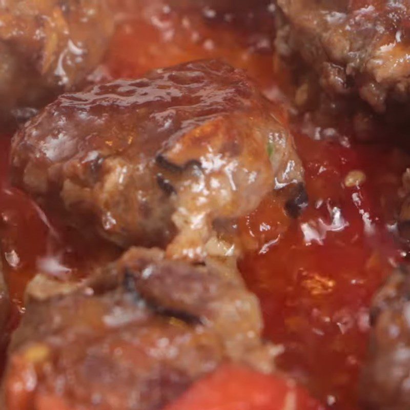 Step 6 Make Ground Beef Cheese Meatballs with Tomato Sauce Ground beef cheese meatballs with tomato sauce