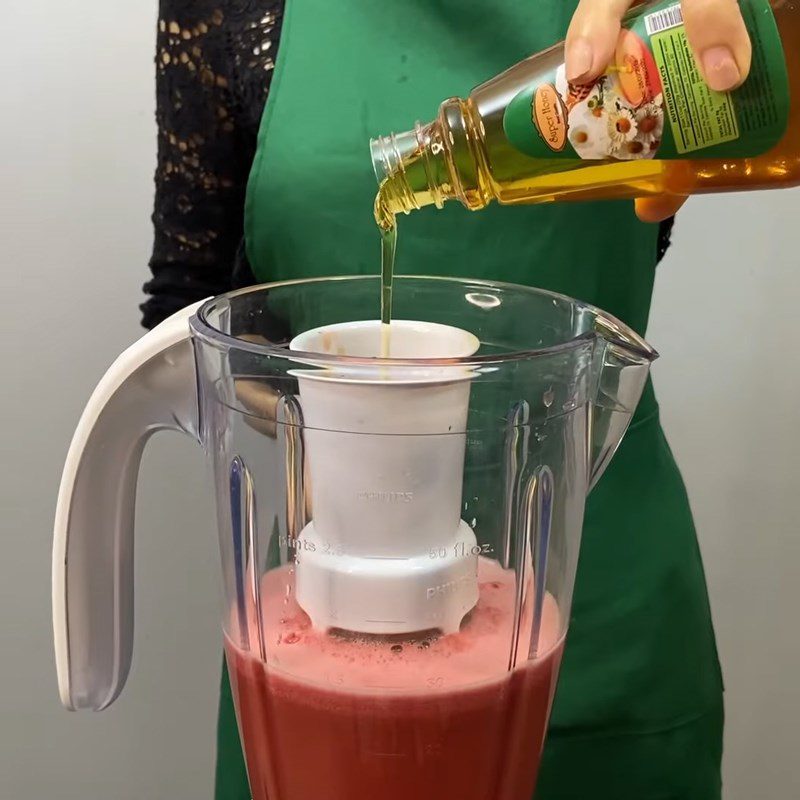 Step 2 Juicing watermelon and pineapple Watermelon and Pineapple Juice