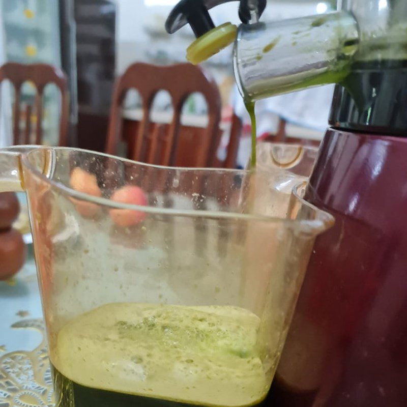 Step 2 Juicing Vietnamese pennywort Green bean pennywort (recipe shared by users)