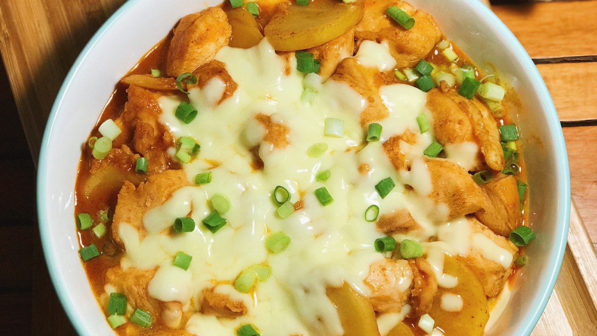 Spicy Cheese Chicken (recipe shared by a user)