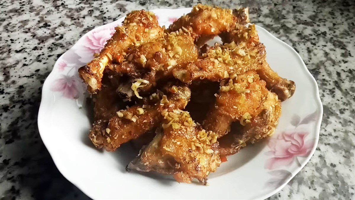 Fried Chicken with Lemongrass and Chili