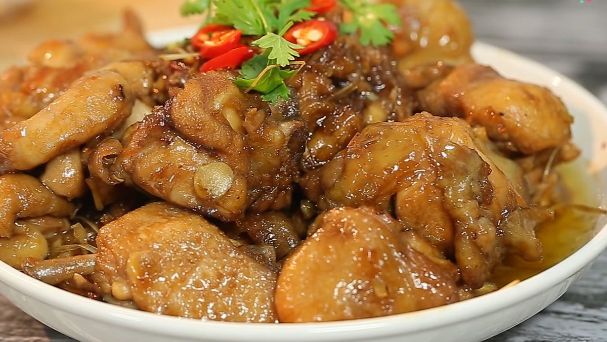 Braised chicken with soy sauce