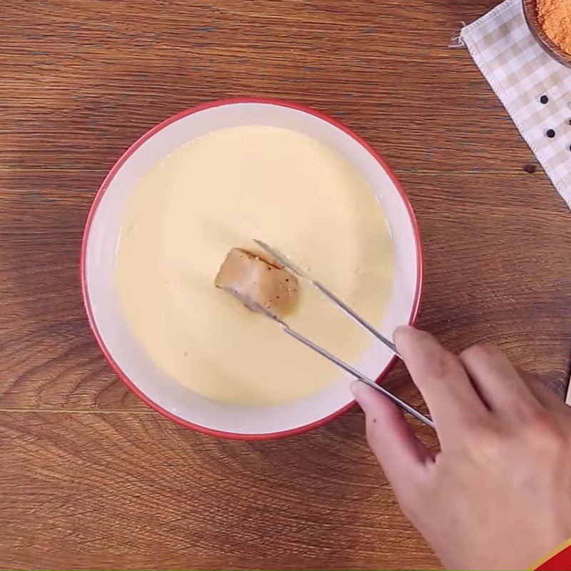 Step 2 Coating the Chicken with Cheese Powder