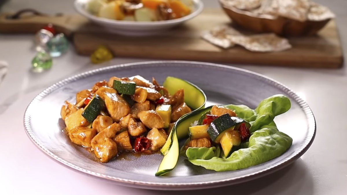 Kung Pao Spicy Stir-Fried Chicken in European Style