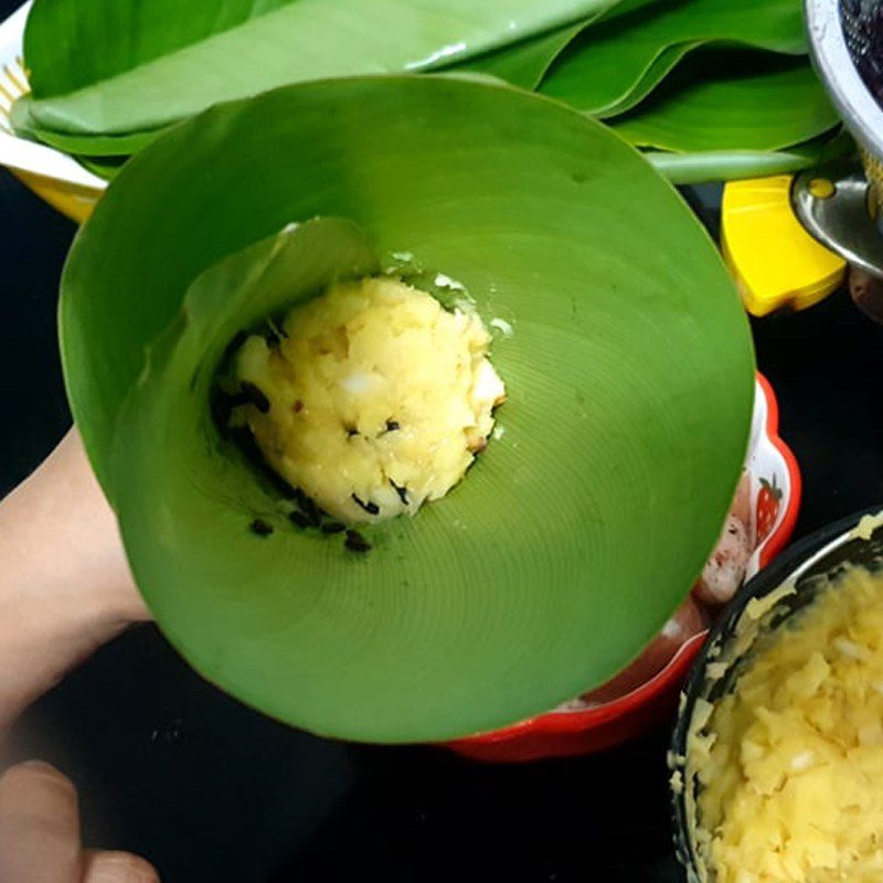 Step 5 Wrap the cake Savory sticky rice cake (Recipe shared by user)