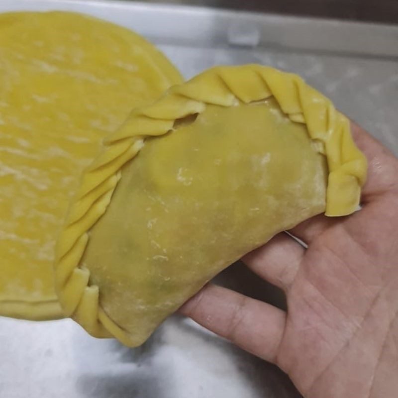 Step 3 Wrapping the pastry Meat-filled pastry