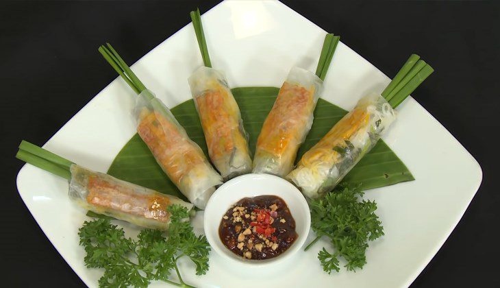 Vegetarian spring rolls with tree mushrooms