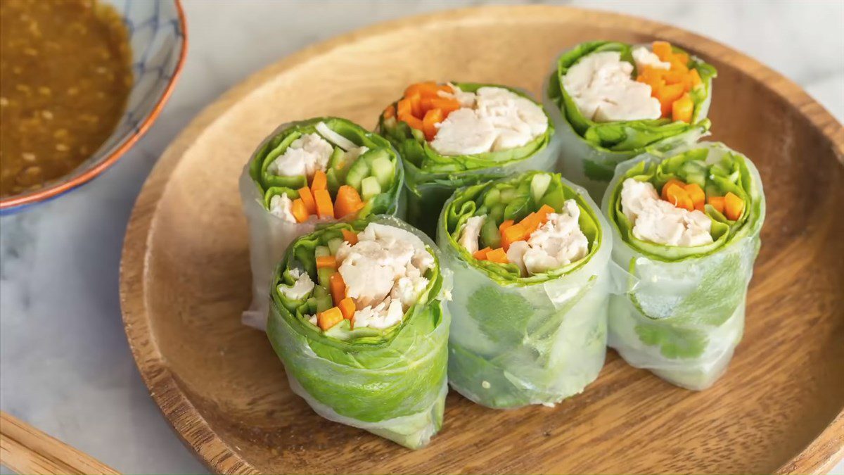 Simple Chicken Spring Rolls