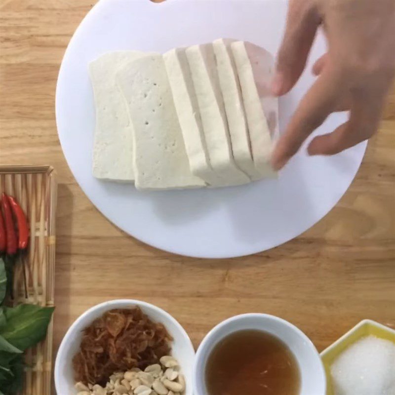 Step 1 Prepare the ingredients for Cucumber Salad with Tofu