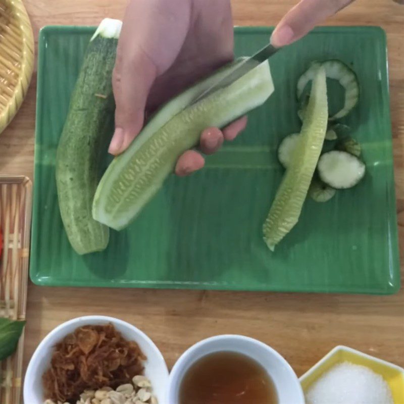 Step 1 Prepare the ingredients for Cucumber Salad with Tofu