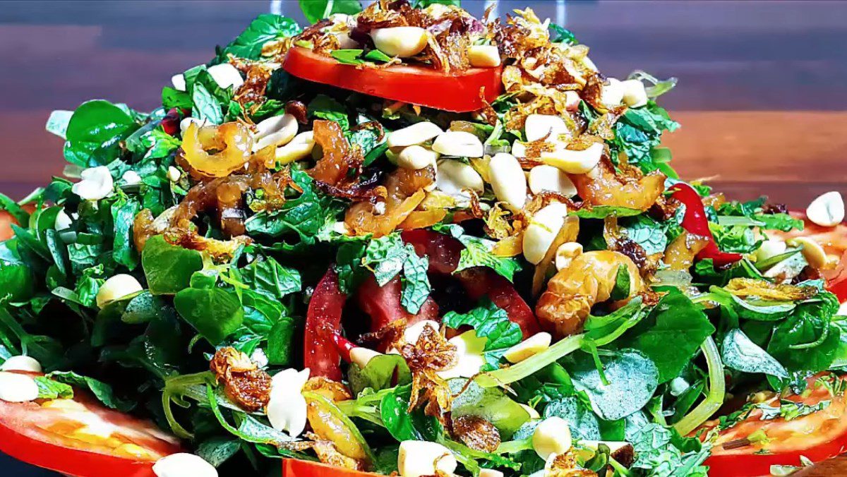 Water spinach salad with dried shrimp