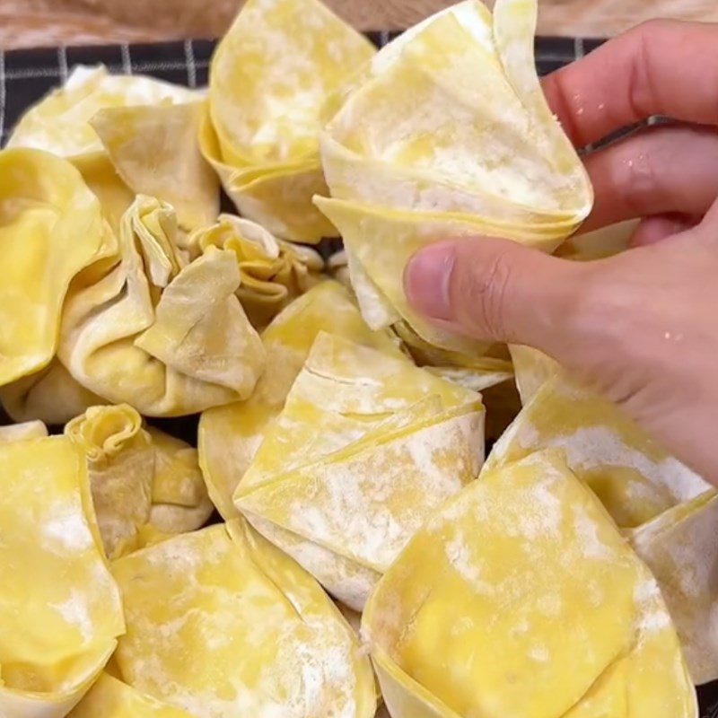 Step 3 Wrapping and steaming the dumplings (Recipe from the TikTok channel Vegan Kitchen XANH)