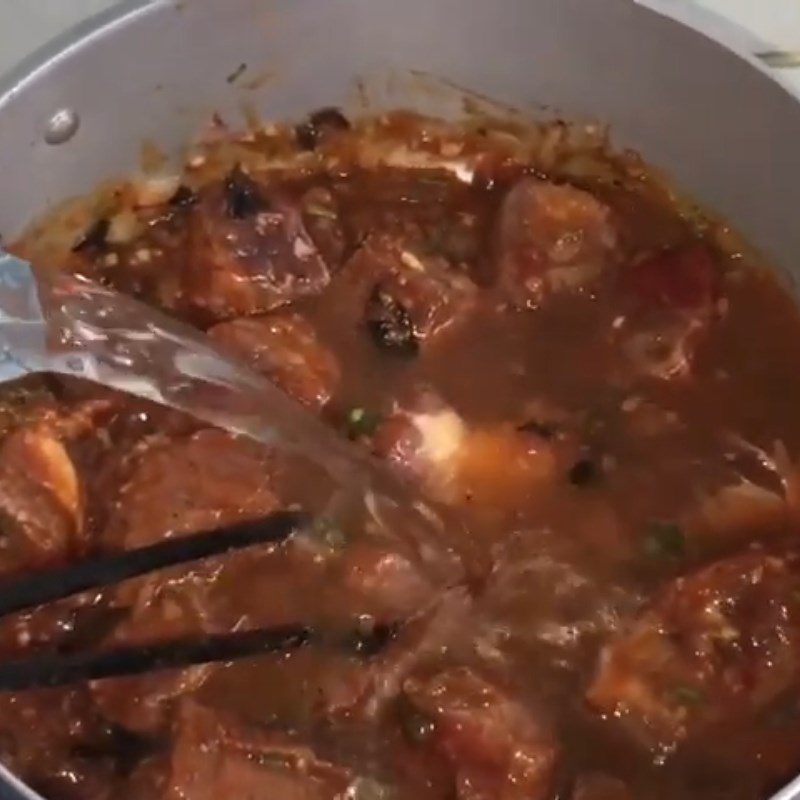 Step 5 Stew the beef brisket Beef brisket stewed with green pepper