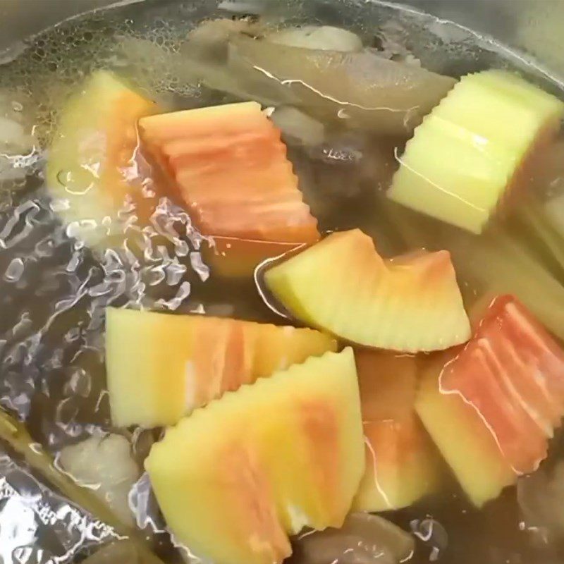 Step 4 Beef Tail Stew with Papaya Beef tail stew with lemongrass and papaya