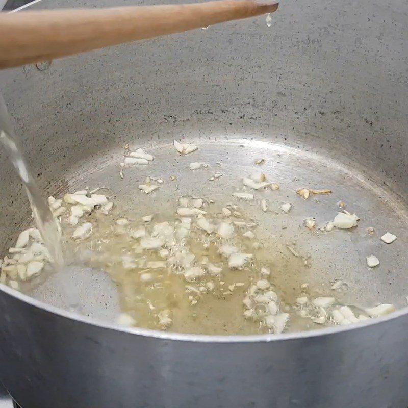 Step 3 Stew the chicken Fresh bamboo shoot chicken